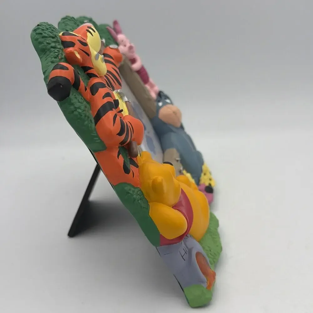 Vintage 90’s Disney Winnie The Pooh 3D Picture Photo Frame Tigger Piglet Eeyore
